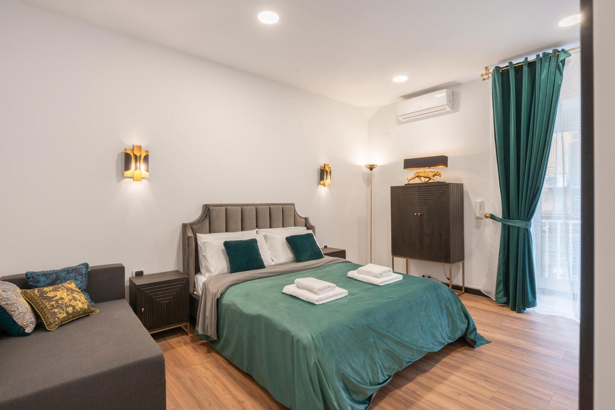 The Prince Residence Napoli Bagian luar foto
