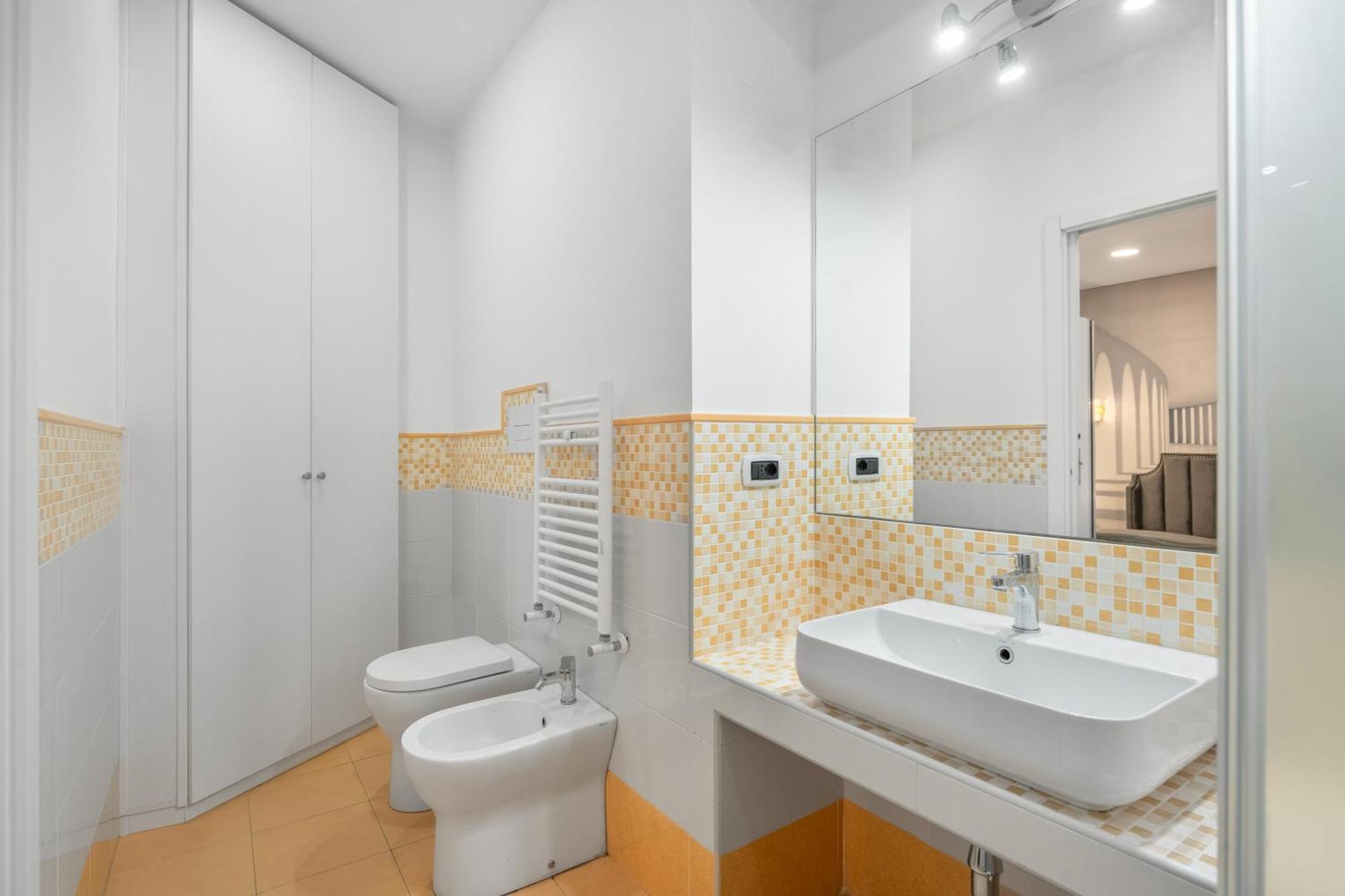 The Prince Residence Napoli Bagian luar foto